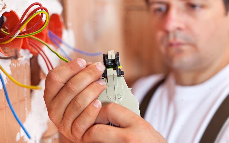 besoin d'un électricien Rungis